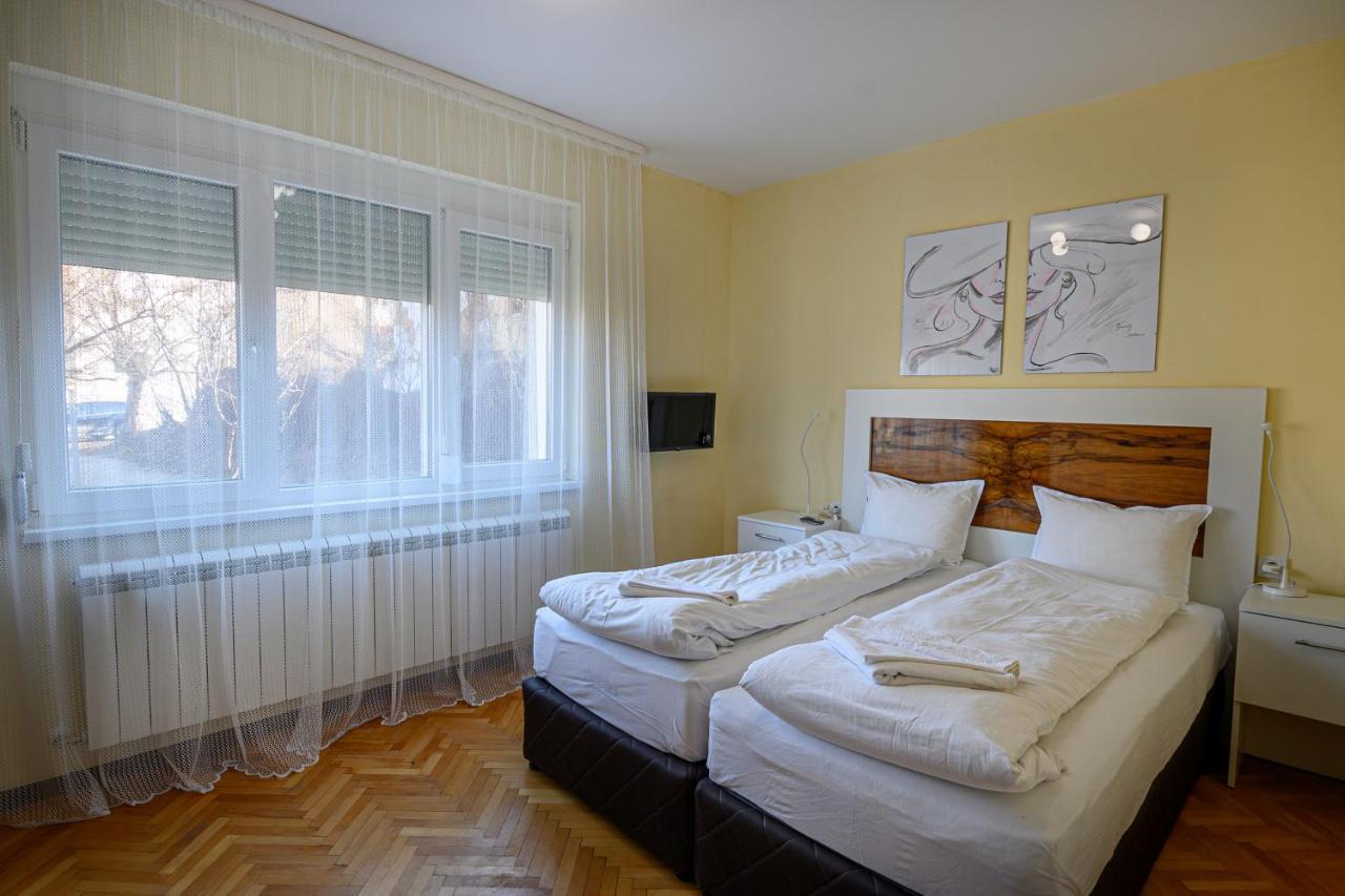 Апартамент За Гости Римски Терми Kyustendil Buitenkant foto